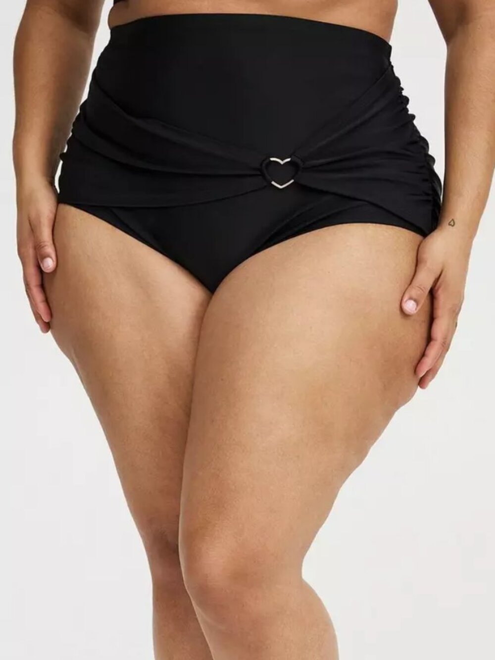 ❤️NWT TORRID RUCHED SWIM BOTTOM HEART DETAIL - HIGH WAIST - LINED - PLUS SIZE